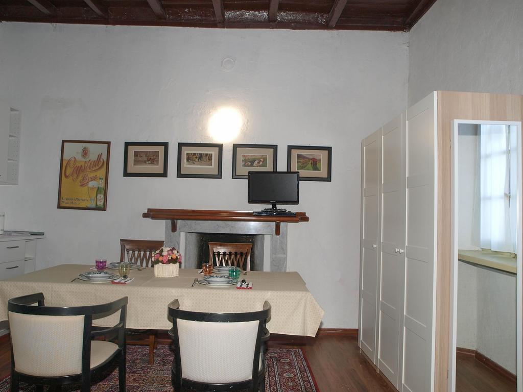 Antico Borgo Camporeso Galbiate Ruang foto